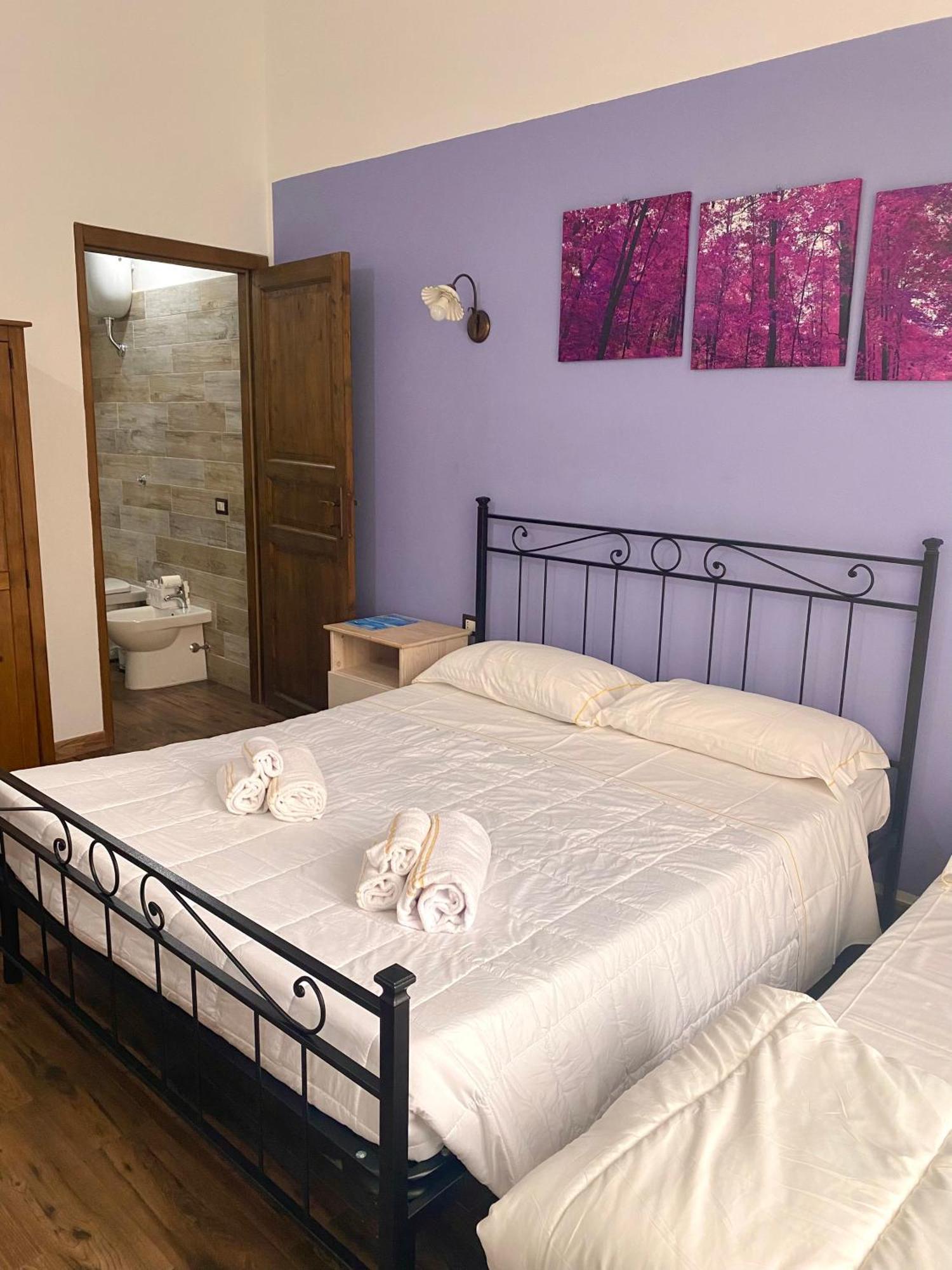Dani'S House Hotel Cagliari Room photo